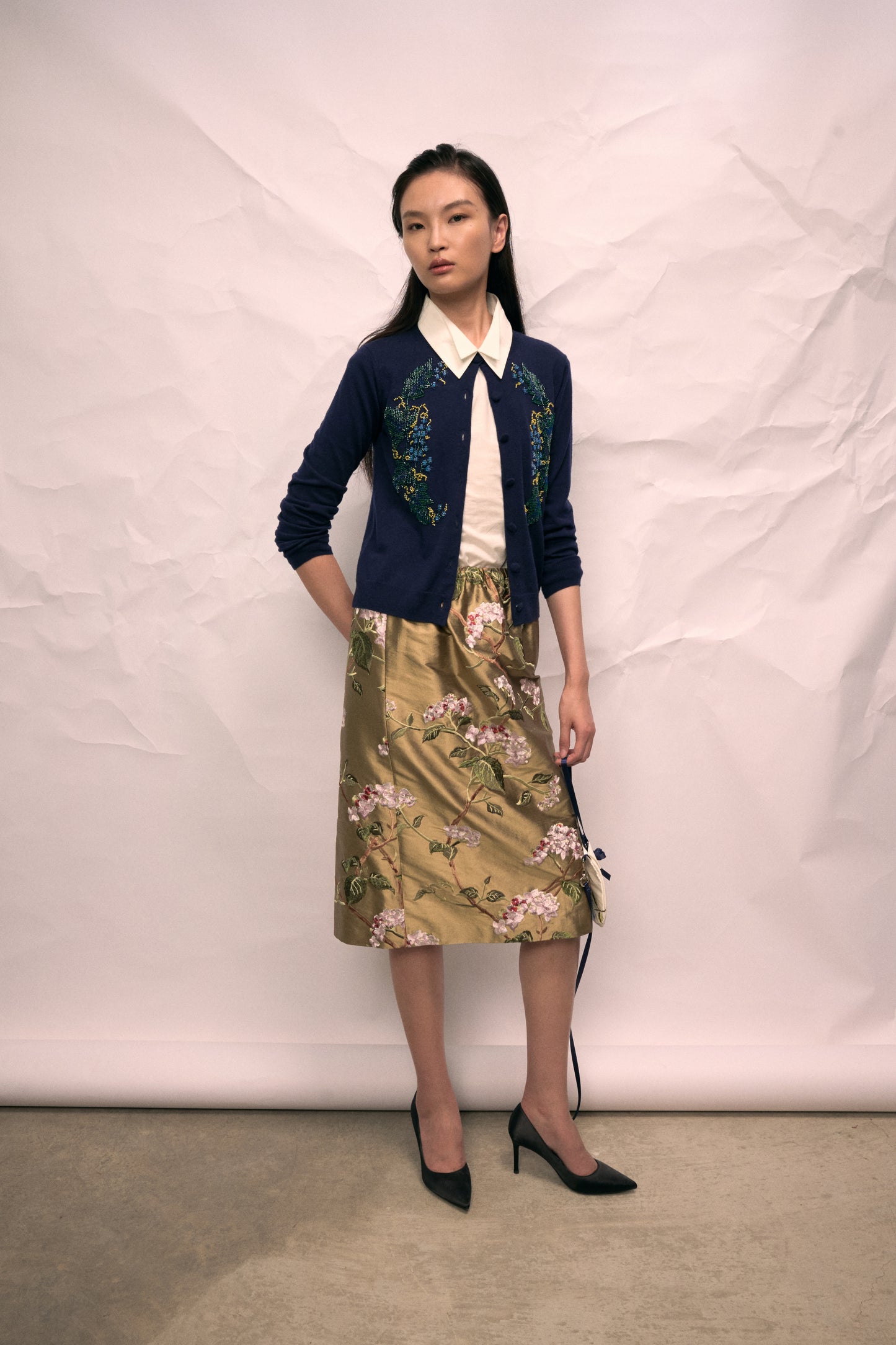 Navy Beads Embroidery Knit Cardigan